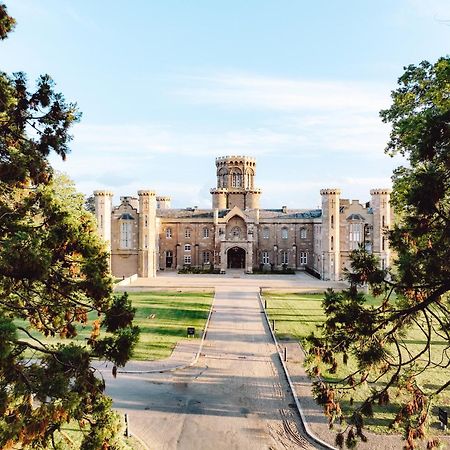 Studley Castle Studley (Warwickshire) Exterior foto