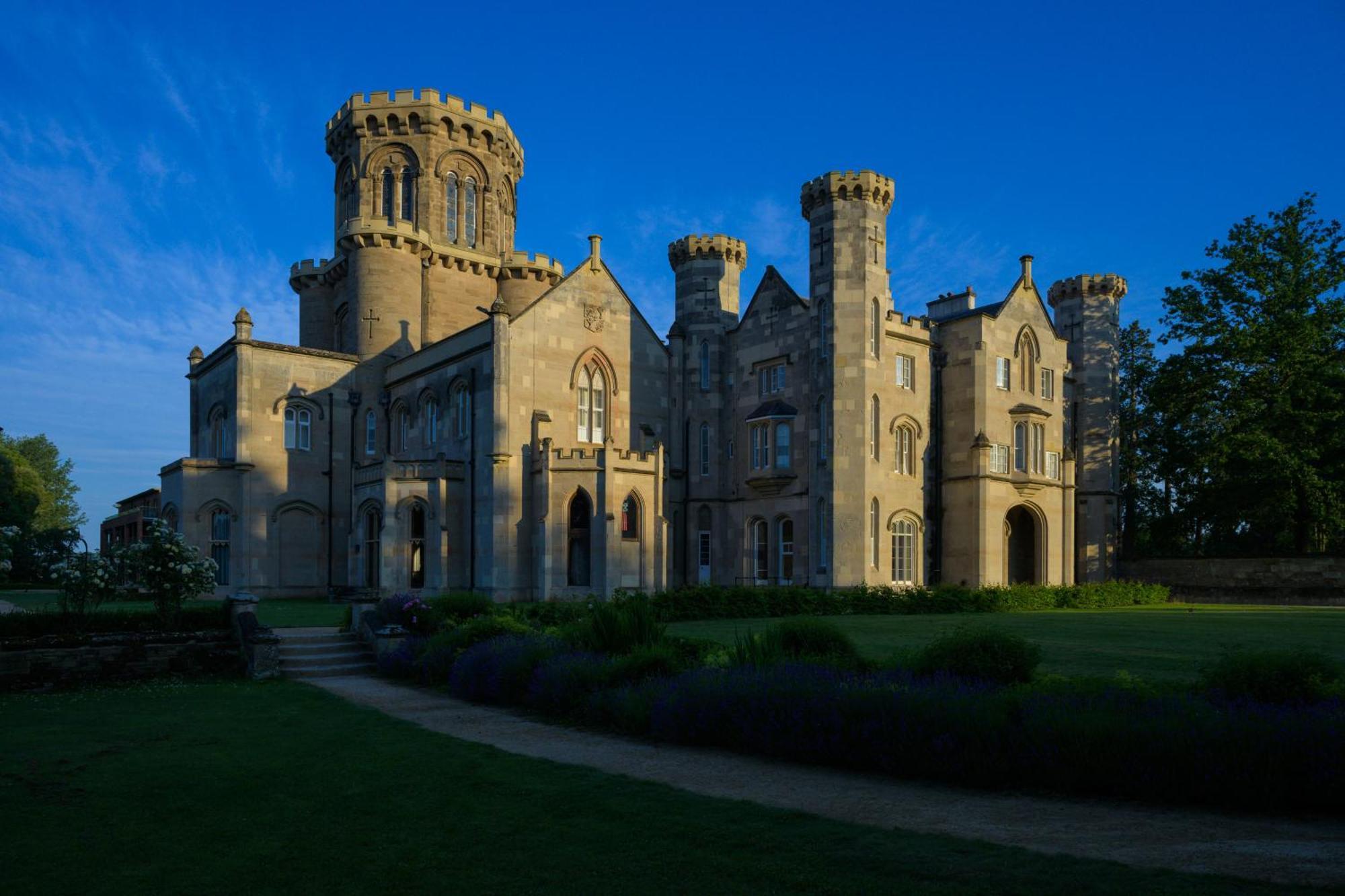 Studley Castle Studley (Warwickshire) Exterior foto
